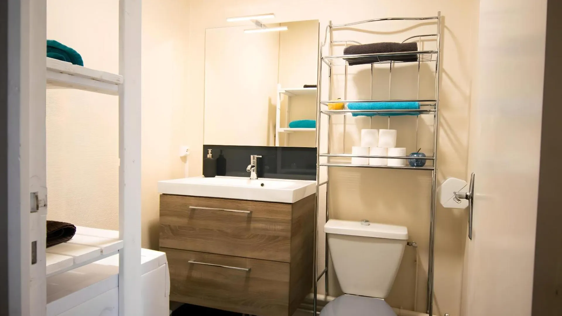 Apartamento Bel Appart Avec Parking, Proche Centre Et Plages Lorient Francia